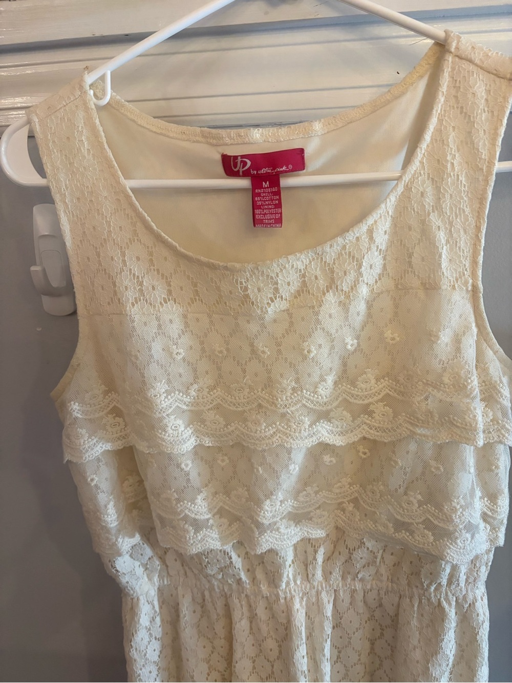 Ultra Pink Cream Lace Tiered Women’s Dress - Picture 2 of 5